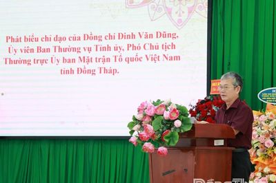 Đồng chí Đinh Văn Dũng dự Ngày hội 'Toàn dân bảo vệ an ninh Tổ quốc' năm 2026 tại xã Tháp Mười
