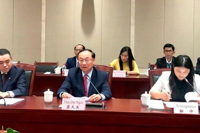 Bí thư Tỉnh ủy Gia Lai Thái Đại Ngọc chào xã giao lãnh đạo TP. Ninh Ba
