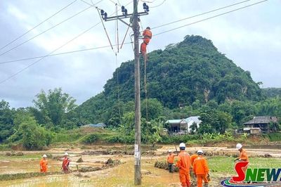 Công ty Điện lực Sơn La nhanh chóng khôi phục cấp điện sau mưa lũ