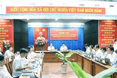Nhìn nhận trực quan, tăng cường tranh luận