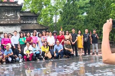 Gỡ khó để du lịch Sơn Tây cất cánh