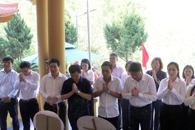 MTTQ tỉnh Tuyên Quang dâng hương tri ân các Anh hùng liệt sĩ