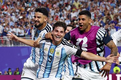 4 kịch bản World Cup chấn động lịch sử