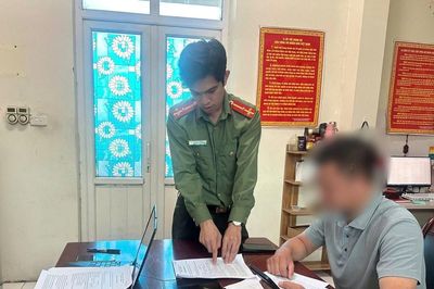 Công an Phú Thọ: Làm việc với 70 trường hợp tương tác trên trang của Lê Trung Khoa