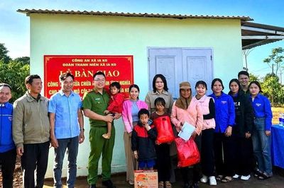 Người lặng thầm giữ bình yên nơi vùng biên Ia Ko