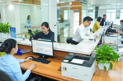Giữ nhịp vốn cho tăng trưởng 'hai con số'
