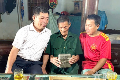 Khúc tráng ca của người anh hùng chuyển thương
