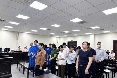 [VIDEO] Cựu phó phòng Sở Y tế Hà Nội nhận hơn 1,3 tỉ, nói là tiền tư vấn