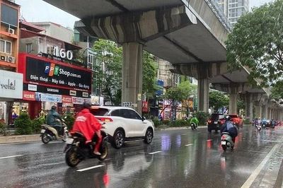 Dự báo thời tiết ngày 12/7: Bắc Bộ mưa to, Nam Bộ mưa rào về chiều tối