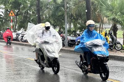 Thời tiết ngày 12/7: Bắc Bộ tiếp tục mưa dông