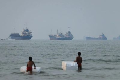 Iran lại tuyên bố đóng eo biển Hormuz, cảnh báo tung đòn đáp trả khốc liệt