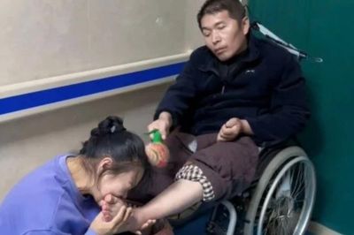 Kiên trì cắn ngón chân chồng suốt 5 năm, người vợ nhận lại điều thần kỳ