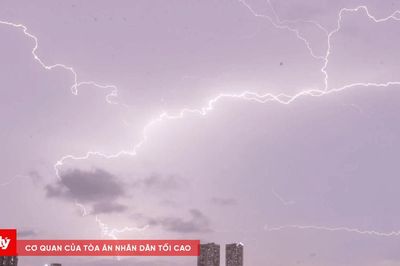 Hà Nội và nhiều khu vực mưa lớn cục bộ, đề phòng lũ quét, sạt lở, ngập úng