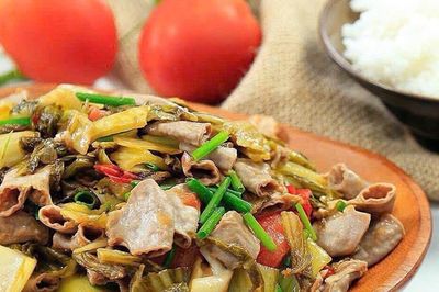 Thói quen phổ biến trong ăn uống đang bào mòn sức khỏe người Việt