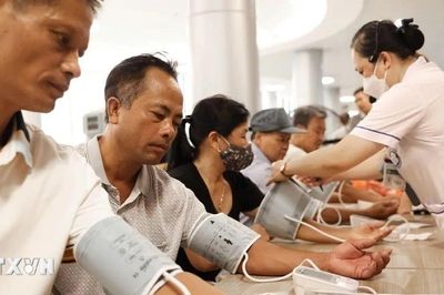 Quá tải kéo dài, bệnh viện tỉnh tuyến cuối đề xuất tăng giường bệnh