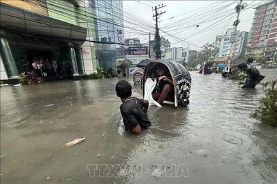 51 người chết, hơn 1 triệu người bị cô lập trong lũ ở Bangladesh