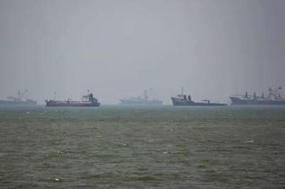 Mỹ gây sức ép buộc Iran mở hoàn toàn eo biển Hormuz