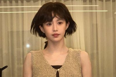 Go Yoon Jung gây sốt với diện mạo tóc ngắn