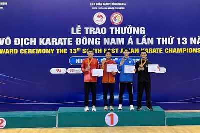 Võ sĩ Gia Lai giành huy chương bạc Giải Vô địch Karate Đông Nam Á