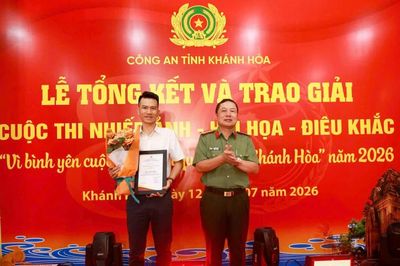 Công an Khánh Hòa trao giải cuộc thi sáng tác nhiếp ảnh và mỹ thuật