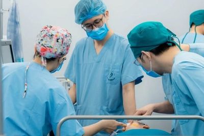 Bệnh viện Nhi Hà Nội cấy điện cực ốc tai thành công, mở cơ hội nghe cho trẻ điếc bẩm sinh