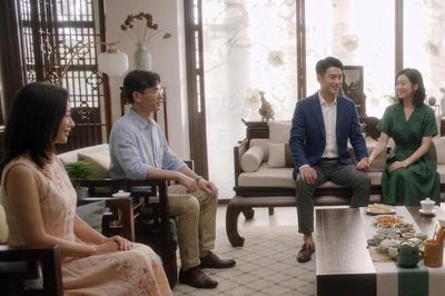 Chị chồng đưa bạn trai về ra mắt, tôi vừa nhìn thấy đã tái mặt vì biết hết quá khứ của anh ta nhưng không dám hé nửa lời