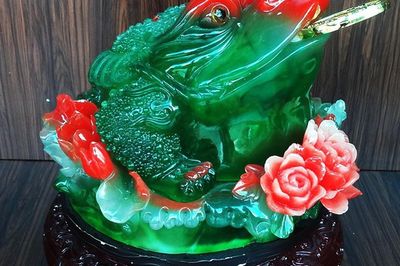 Top 3 linh vật đặt trên nóc bàn thờ ông Địa, thần Tài thu hút tài lộc cực tốt
