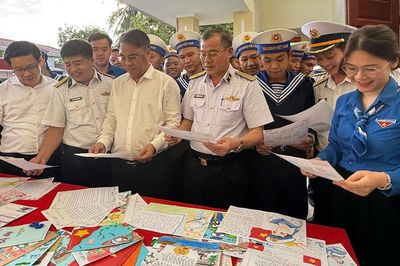 Ấn tượng chương trình 'Chiếu trúc biên cương - Gửi yêu thương tới Hải đảo'