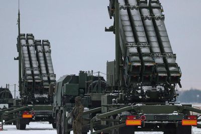 Vì sao Ukraine chưa thể tự sản xuất tên lửa Patriot dù được Mỹ chấp thuận?