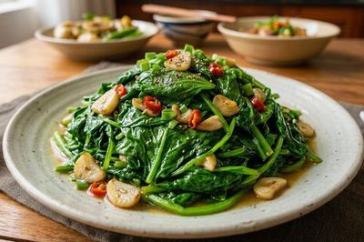 Top 10 loại rau dân dã giàu canxi tự nhiên và lành tính