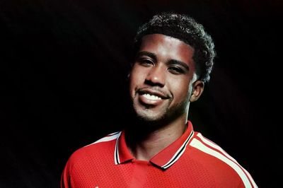 MU công bố 'bom tấn' 50 triệu bảng từ Chelsea