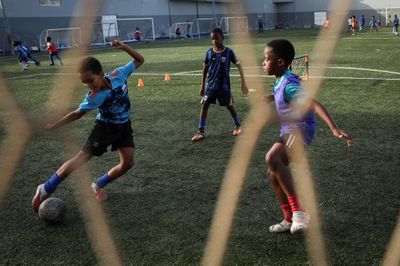 Lần đầu dự World Cup, quốc đảo nhỏ nuôi giấc mơ lớn