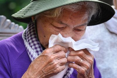 Gia đình liệt sĩ Huỳnh Văn Quên đến viếng tại CV Lê Thị Riêng