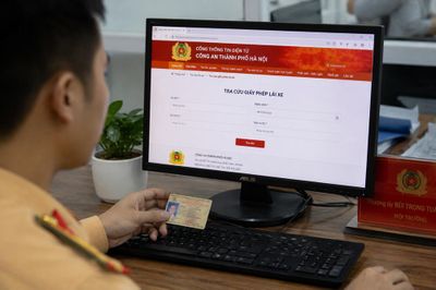 Hà Nội cho phép tra cứu tiến độ cấp, đổi GPLX trực tuyến