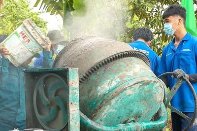 Đồng Tháp: Khởi công 2 công trình giao thông nông thôn gần 6,9 tỷ đồng