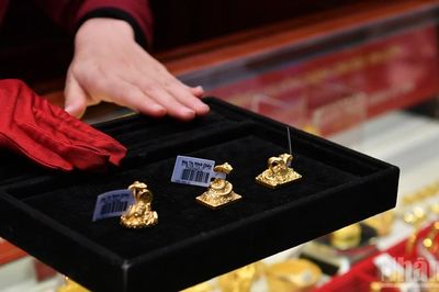 Giá vàng ngày 13/7: Trong nước, thế giới tiếp đà lao dốc