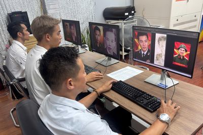 TP Hồ Chí Minh: Tiếp nhận phục dựng ảnh liệt sĩ miễn phí