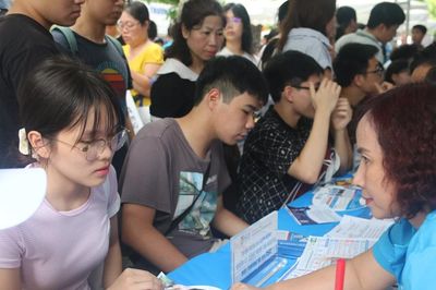 Sắp hết hạn đăng ký đại học, chuyên gia chỉ cách xếp nguyện vọng an toàn