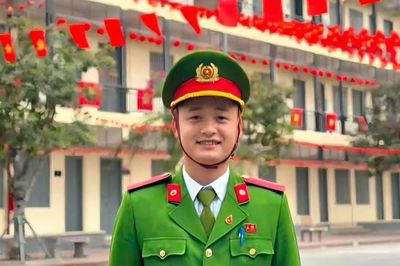 Trung úy Công an dũng cảm lao xuống hồ Văn Lang cứu 2 người gặp nạn