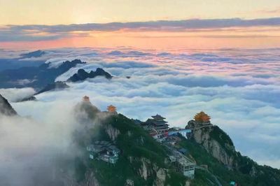 Tuyển người ngắm mây lương 200 triệu đồng/tháng, bao ăn ở