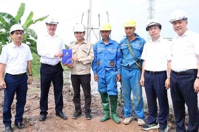 Quyết tâm hoàn thành Dự án đường dây 500/220kV Nho Quan - Phủ Lý - Thường Tín trong tháng 7/2026