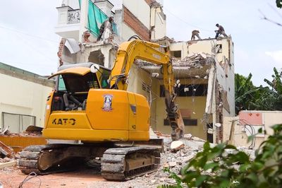 Nhiều hộ dân tháo dỡ nhà sớm, giao mặt bằng dự án nâng cấp quốc lộ 22