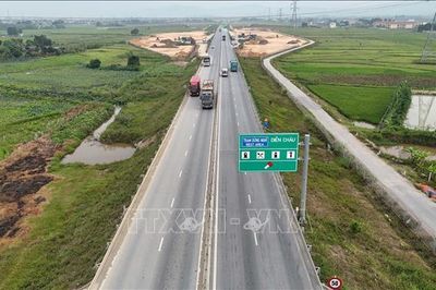 Còn 5 dự án cao tốc Bắc – Nam không kịp tiến độ thu phí từ ngày 15/7