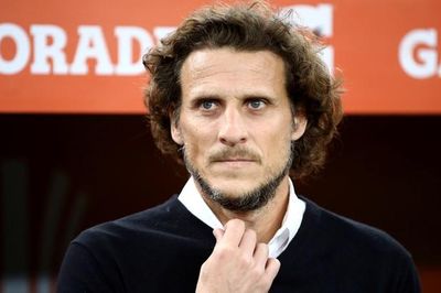 World Cup 2026: Uruguay đặt niềm tin vào Diego Forlán cho hành trình tái thiết