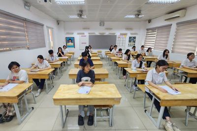 Hà Nội sẽ đầu tư cơ sở vật chất để tăng số lớp trong các trường trung học phổ thông