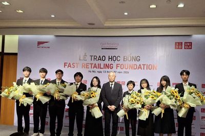 9 học sinh Việt Nam xuất sắc nhận học bổng toàn phần tại Nhật Bản