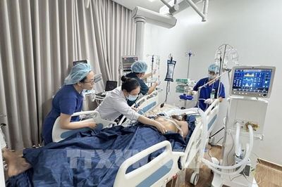 Chuyển nạn nhân cuối cùng trong vụ tai nạn ở Phú Quốc lên Bệnh viện Chợ Rẫy để điều trị