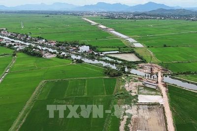 Huế xử lý nghiêm các nhà thầu thi công chậm tiến độ