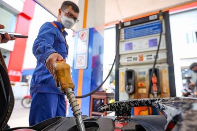 Giá xăng dầu hôm nay 13/7: Tăng mạnh trở lại