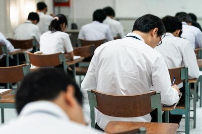 Gian lận điểm thi ở Tuyên Quang: Đừng để áp lực thành tích đẩy trẻ vào khủng hoảng tâm lý
